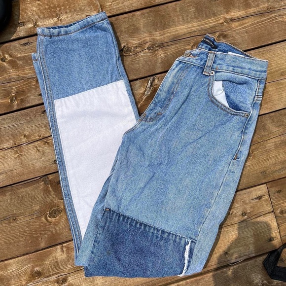 Brandy Melville patch jeans - Picture 2 of 4
